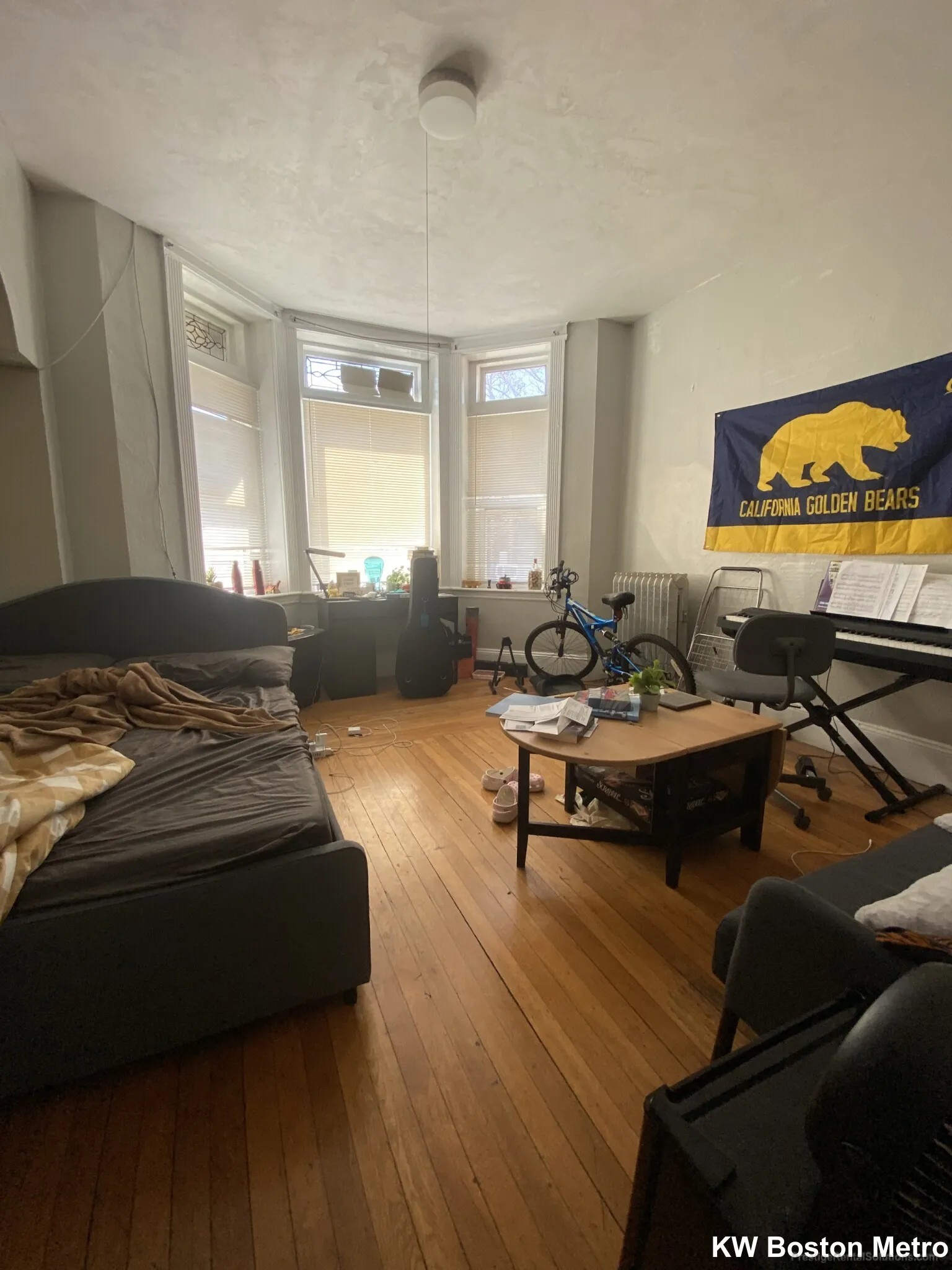 1 bed, 1 bath apartment for rent at 463 Park Dr Unit 1, Fenway — photo 2 of 9