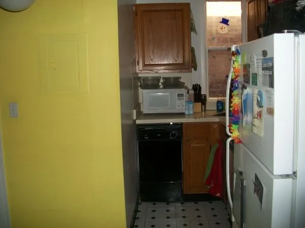 3 bed, 1 bath apartment for rent at 463 Park Dr Unit 17, Fenway — photo 3 of 17