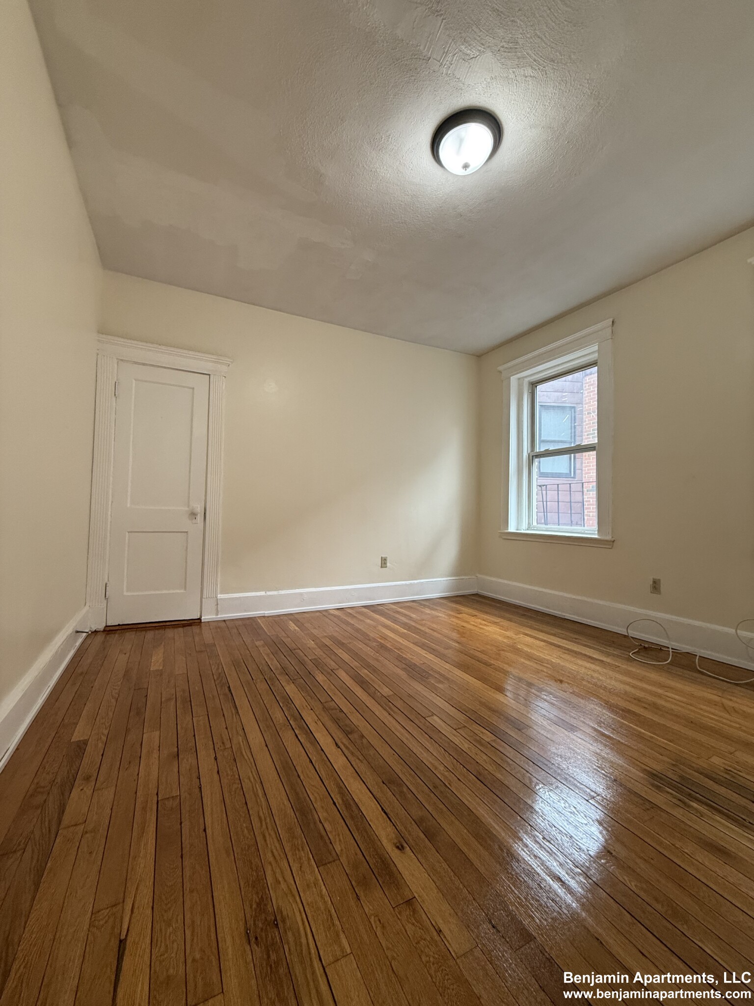 2 bed, 1 bath apartment for rent at 463 Park Dr Unit 19O, Fenway — photo 3 of 18