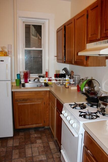 1 bed, 1 bath apartment for rent at 463 Park Dr Unit 4P, Fenway — photo 3 of 4