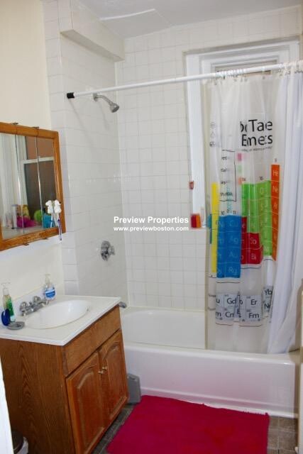 1 bed, 1 bath apartment for rent at 463 Park Dr Unit 4P, Fenway — photo 2 of 4