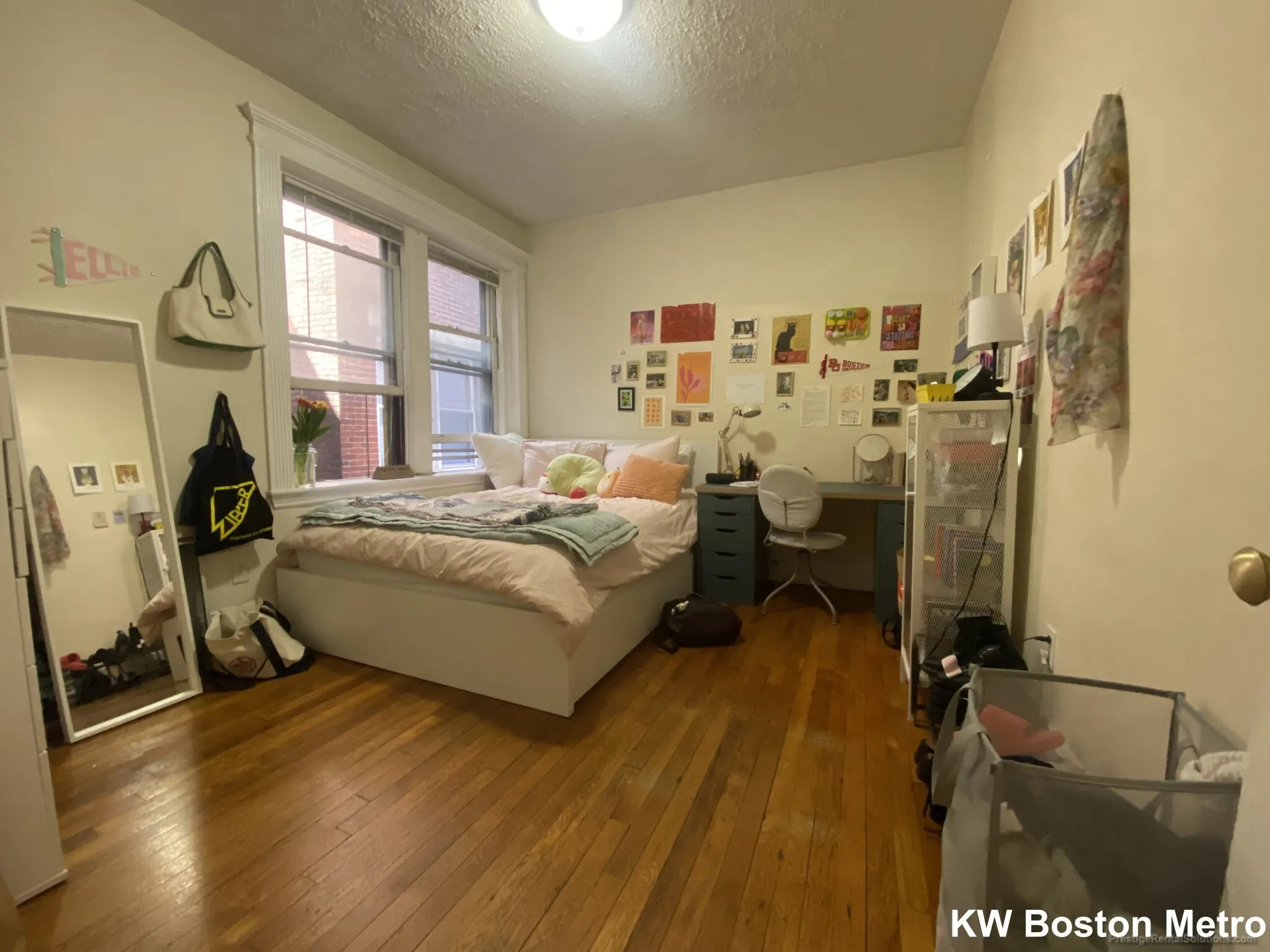 2 split bed, 1 bath apartment for rent at 463 Park Dr Unit 6, Fenway — photo 4 of 8