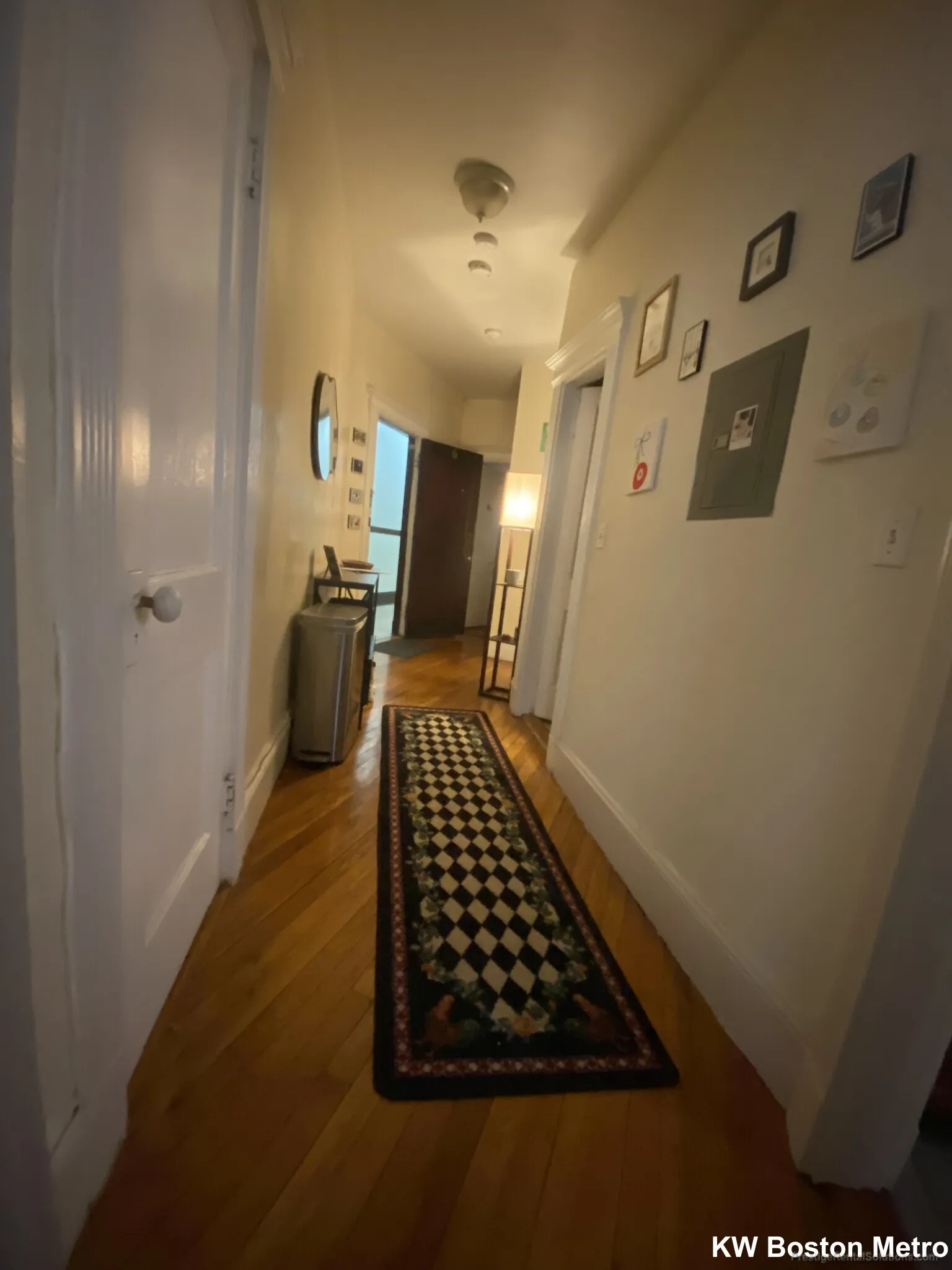 2 split bed, 1 bath apartment for rent at 463 Park Dr Unit 6, Fenway — photo 8 of 8