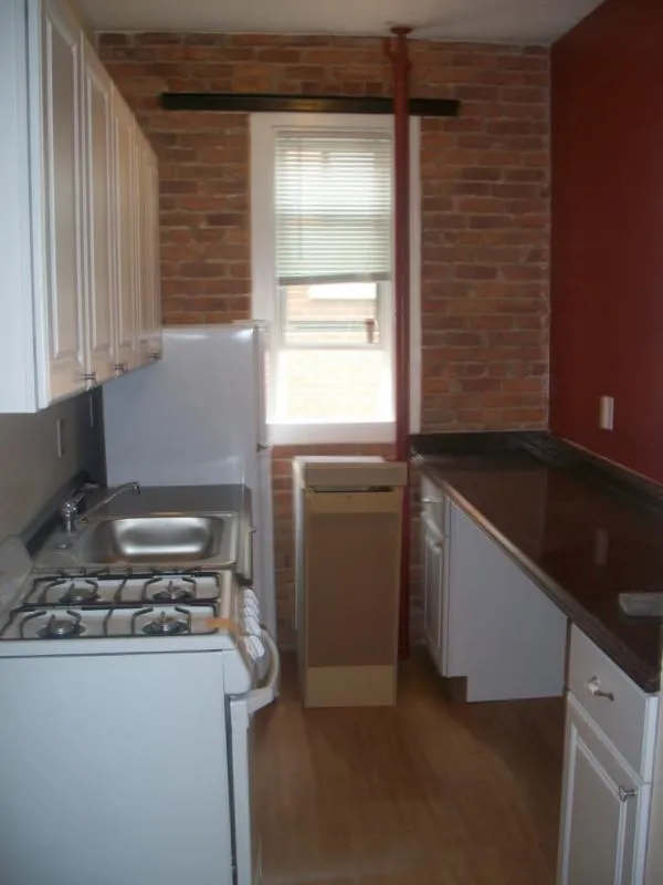 2 bed, 1 bath apartment for rent at 463 Park Dr Unit 9, Fenway — photo 7 of 12