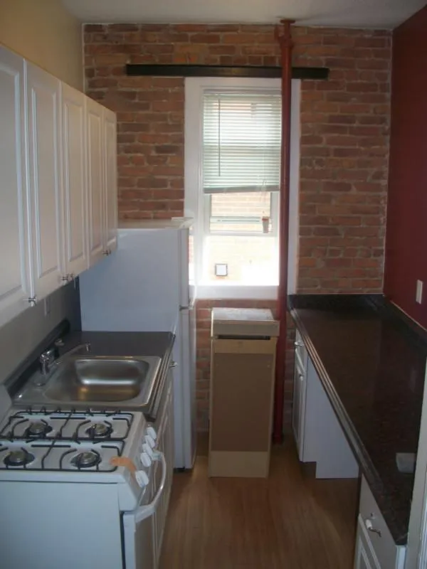 2 bed, 1 bath apartment for rent at 463 Park Dr Unit 9, Fenway — photo 9 of 12