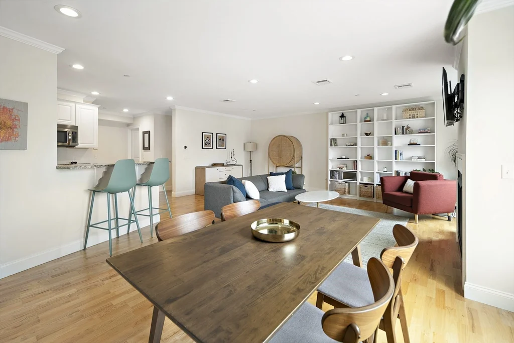 3 bed, 3 bath apartment for rent at 463 Rutherford Ave Unit 401, Charlestown — photo 5 of 26