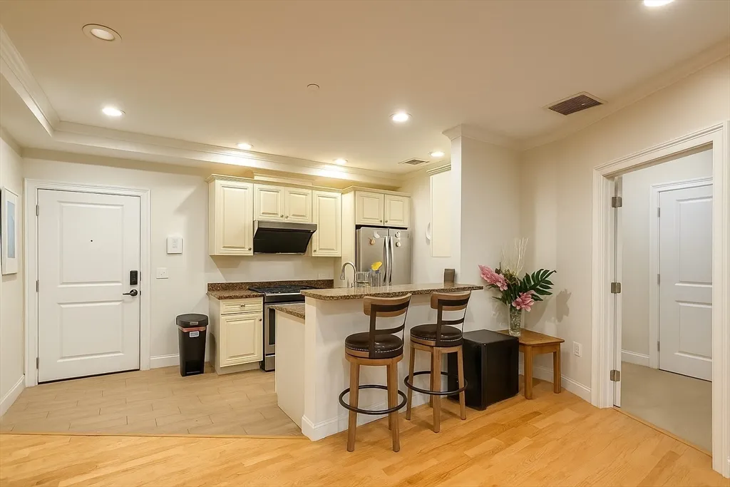 2 bed, 2 bath apartment for rent at 463 Rutherford Ave Unit U304, Charlestown — photo 2 of 25