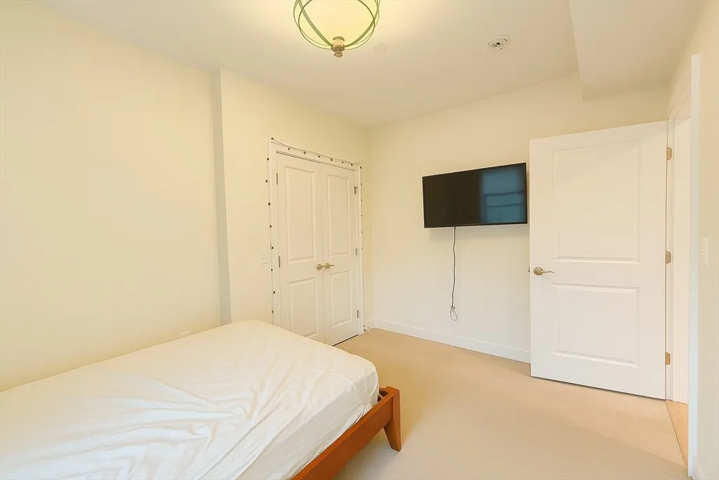 2 bed, 2 bath apartment for rent at 463 Rutherford Ave Unit U304, Charlestown — photo 18 of 25