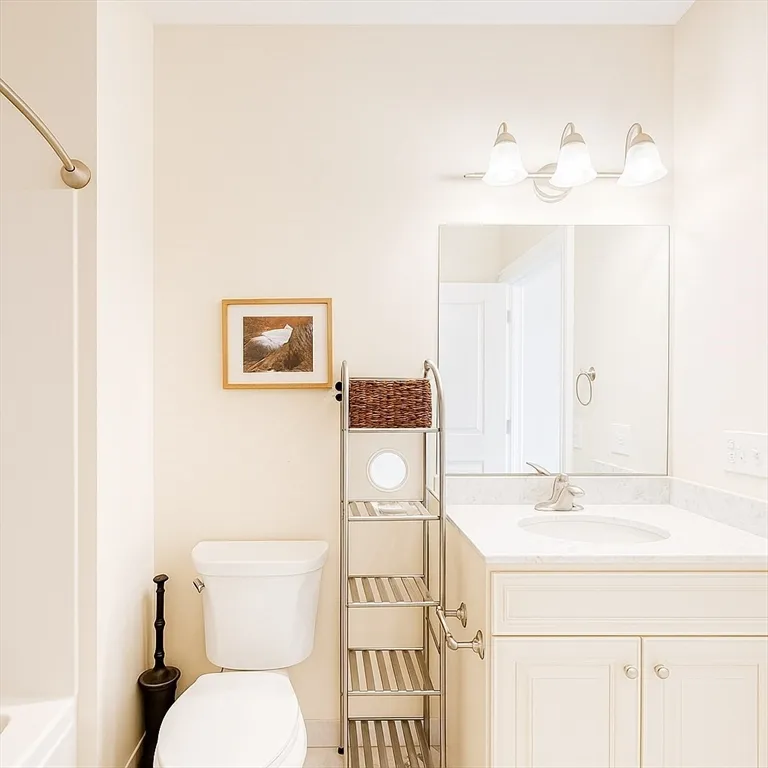 2 bed, 2 bath apartment for rent at 463 Rutherford Ave Unit U304, Charlestown — photo 15 of 25