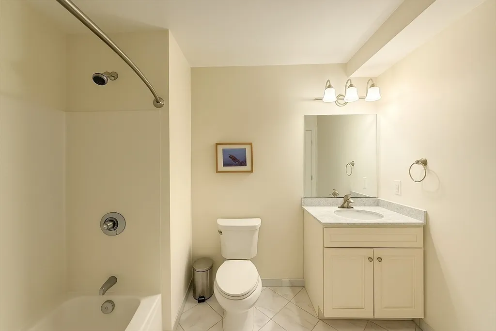 2 bed, 2 bath apartment for rent at 463 Rutherford Ave Unit U304, Charlestown — photo 10 of 25