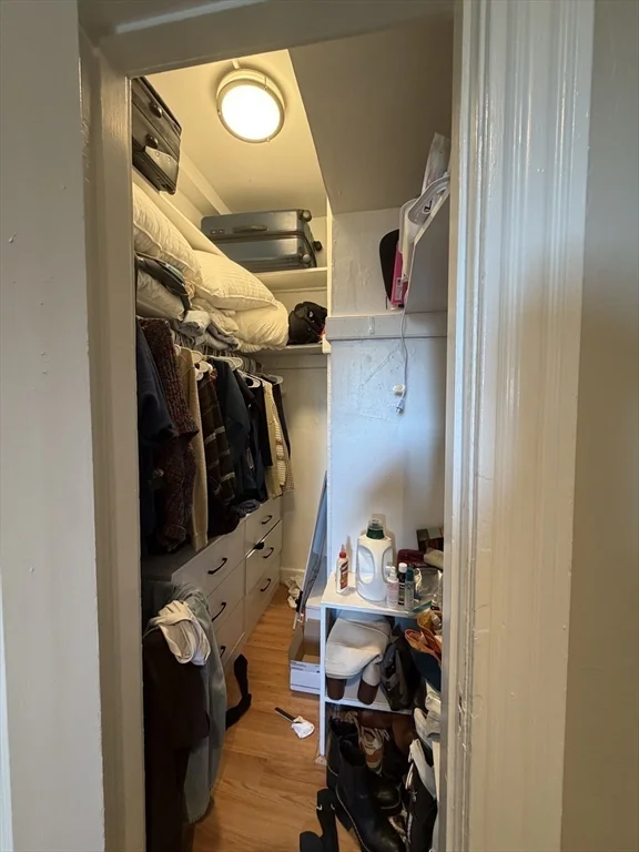 3 bed, 1 bath apartment for rent at 464-466 Commonwealth Ave Unit 403, Fenway — photo 18 of 22