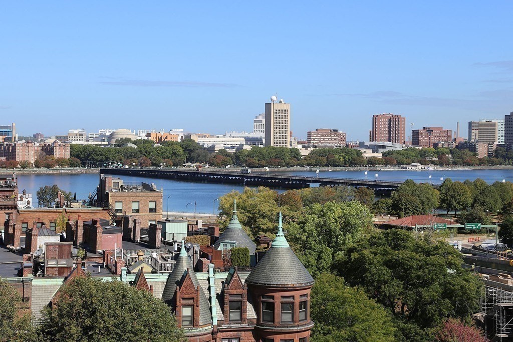 1 bed, 1 bath apartment for rent at 464-466 Commonwealth Ave Unit 52, Back Bay — photo 11 of 15