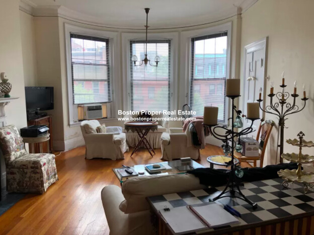 1 bed, 1 bath apartment for rent at 464 Beacon St Unit 3F, Back Bay