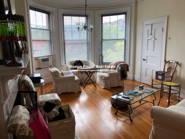 1 bed, 1 bath apartment for rent at 464 Beacon St Unit 3F, Back Bay — photo 2 of 16