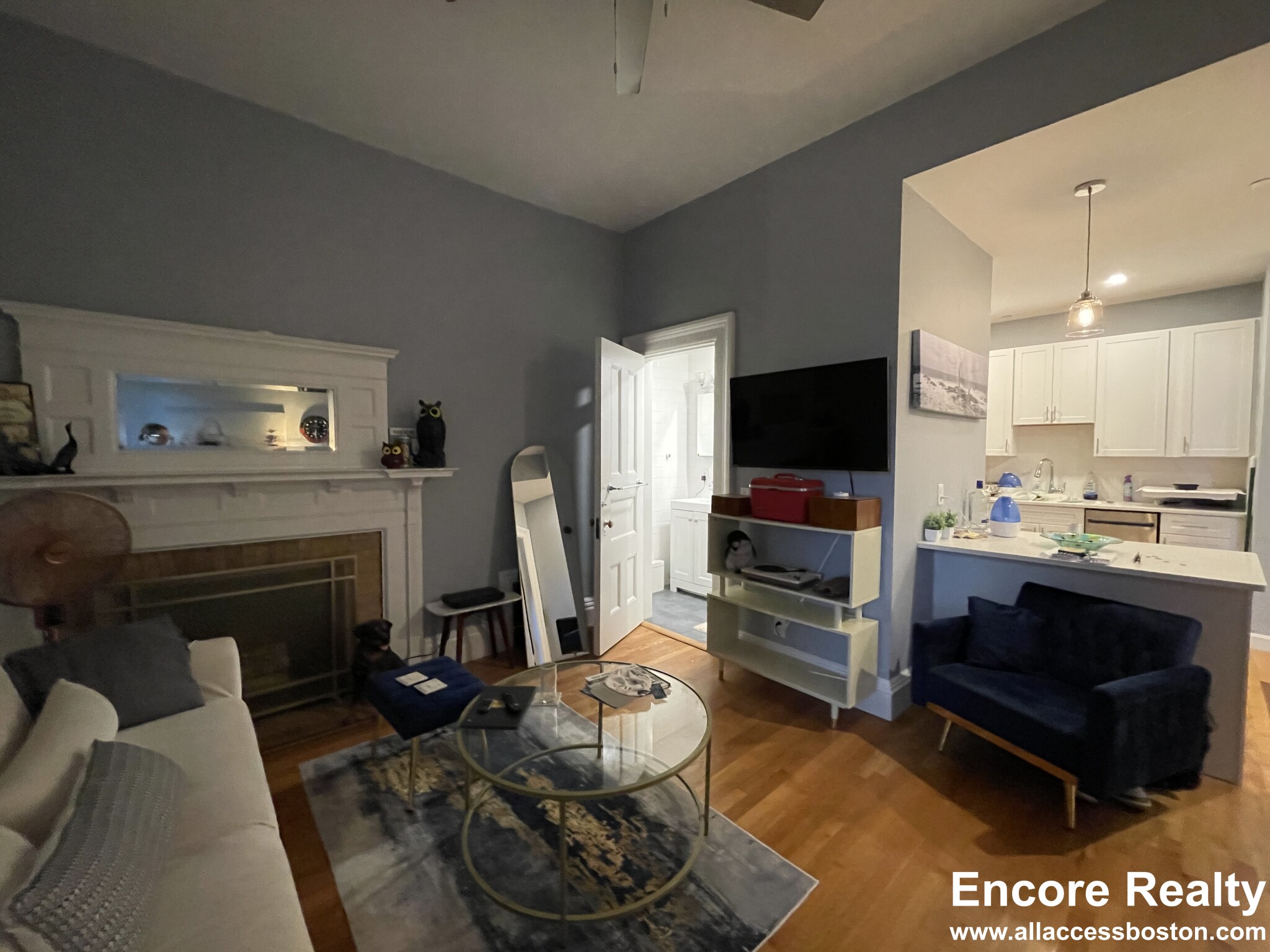 1.5 bed, 1 bath apartment for rent at 464 Beacon St Unit 3M, Back Bay — photo 10 of 27
