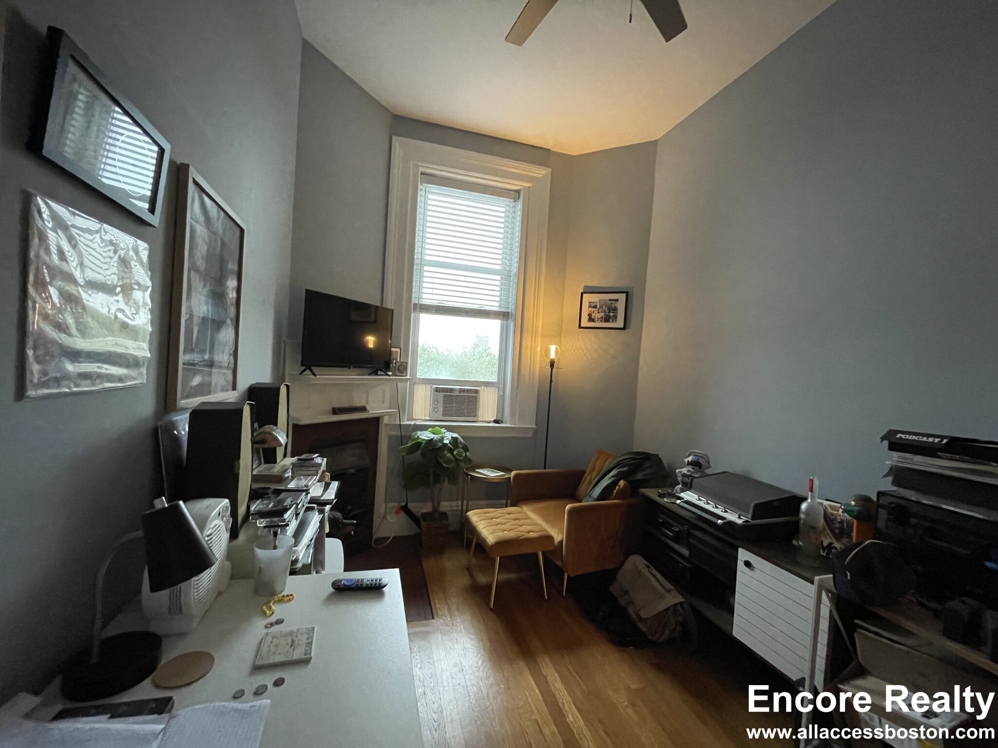 1.5 bed, 1 bath apartment for rent at 464 Beacon St Unit 3M, Back Bay — photo 21 of 27