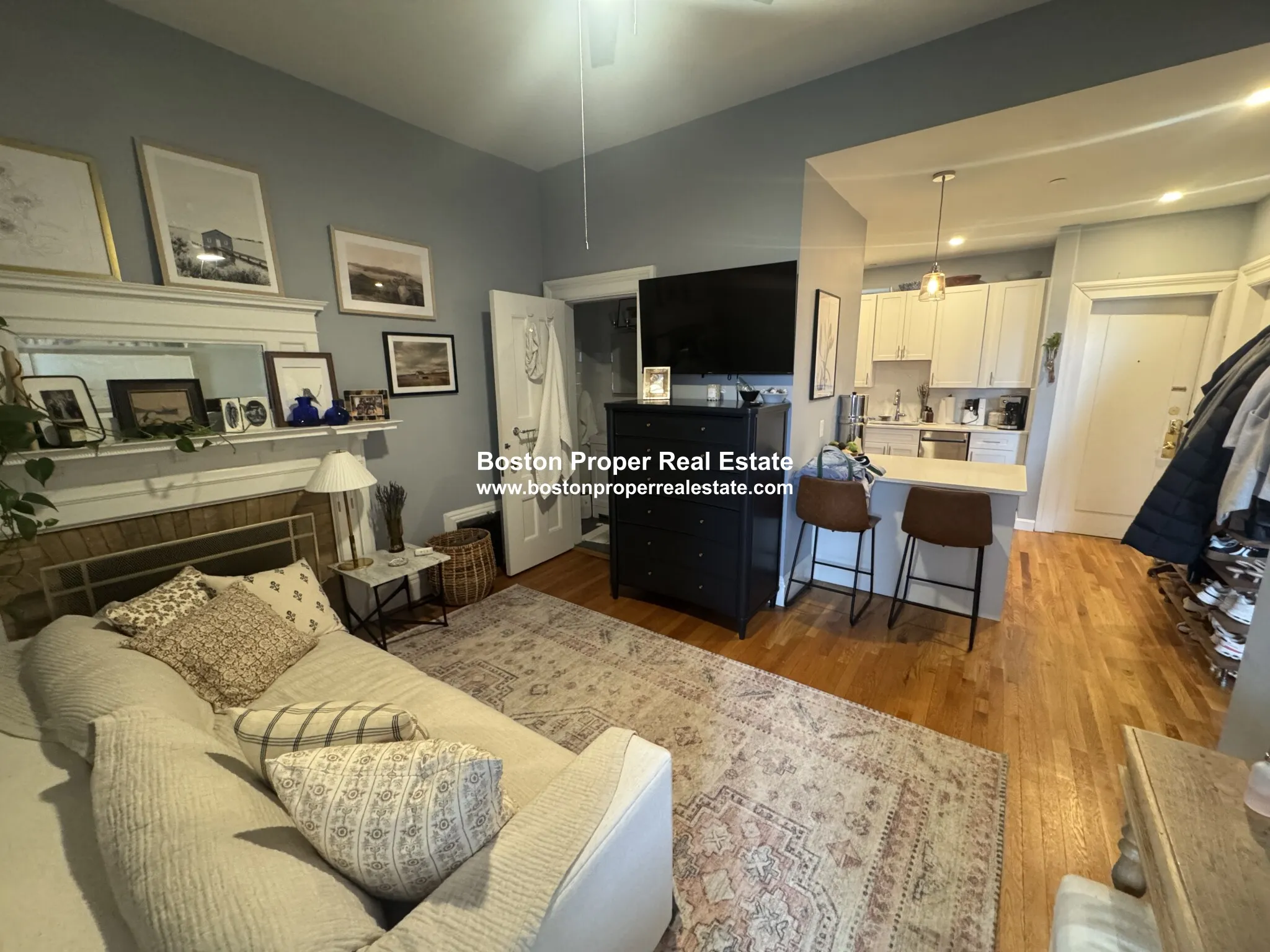 2 bed, 1 bath apartment for rent at 464 Beacon St Unit 3RR, Back Bay — photo 8 of 15