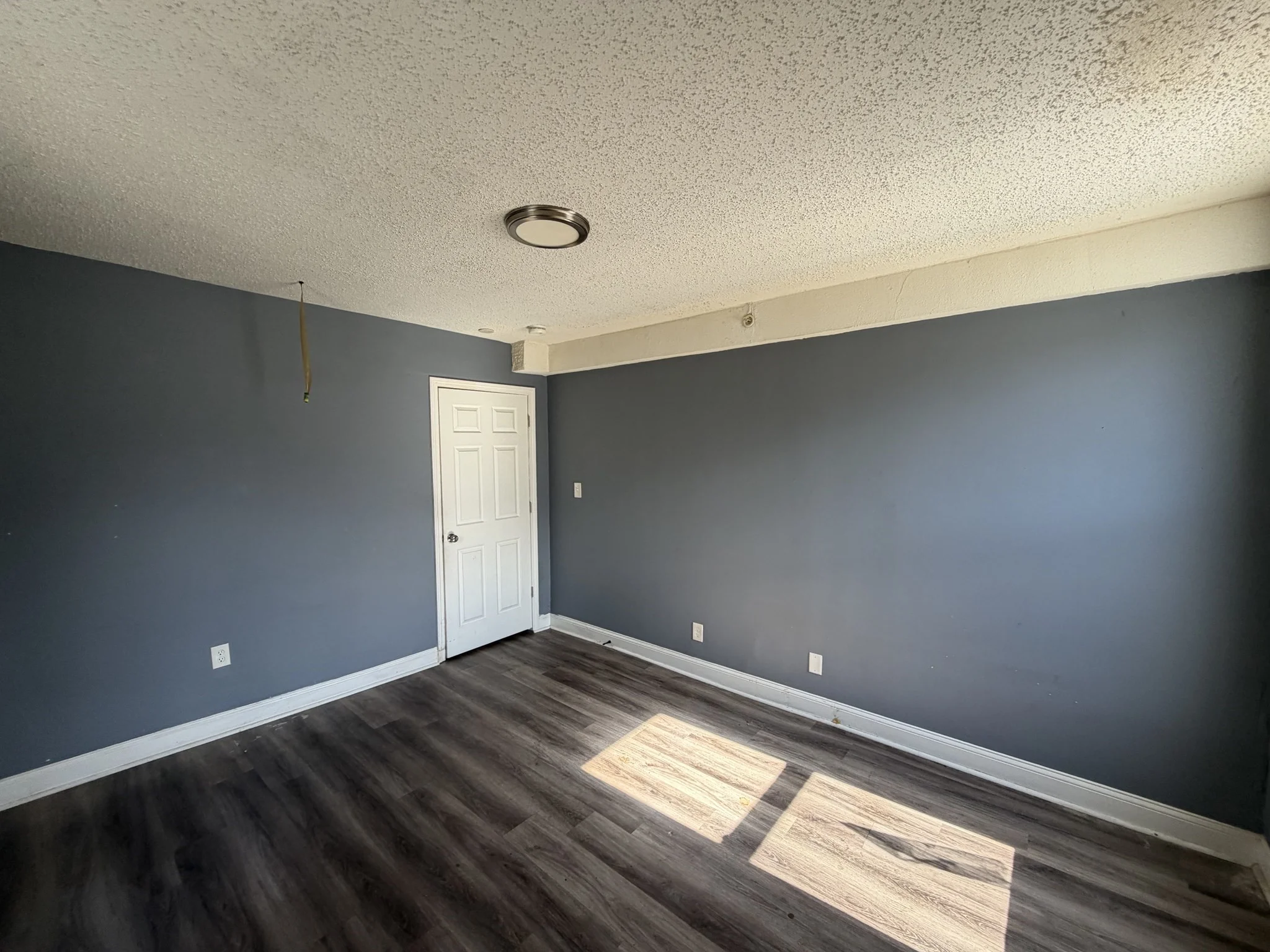 2 bed, 1 bath apartment for rent at 464 Central St Unit 1L, Lowell — photo 4 of 4
