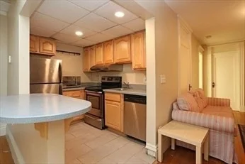 3 bed, 1 bath apartment for rent at 464 Commonwealth Ave Unit 301, Fenway — photo 4 of 17