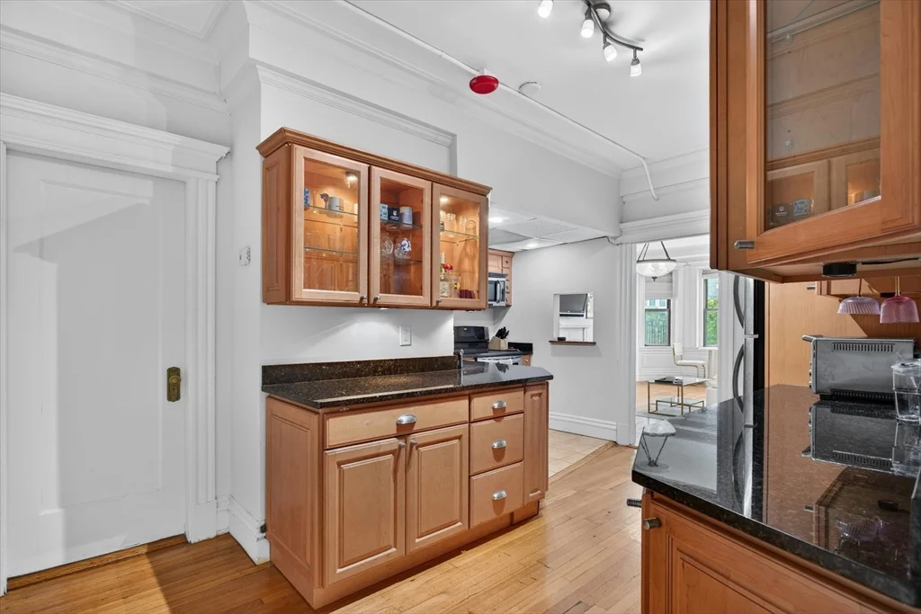 2 bed, 1 bath apartment for rent at 464 Commonwealth Ave Unit 51, Fenway — photo 3 of 19