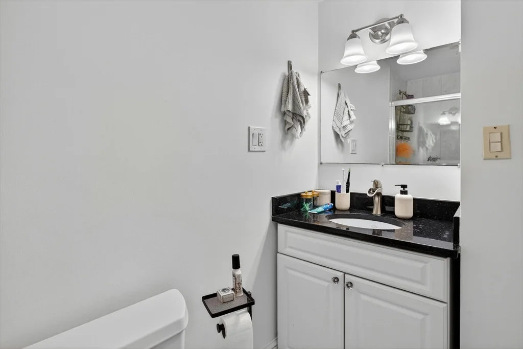 2 bed, 1 bath apartment for rent at 464 Commonwealth Ave Unit 51, Fenway — photo 14 of 19