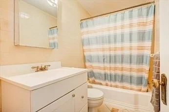 3 bed, 2 bath apartment for rent at 464 Commonwealth Ave Unit 53, Fenway — photo 10 of 18