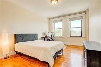 3 bed, 2 bath apartment for rent at 464 Commonwealth Ave Unit 53, Fenway — photo 4 of 18