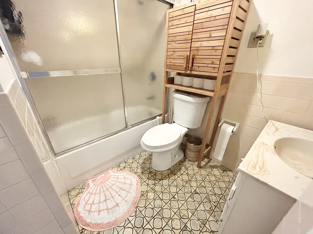2 bed, 1 bath apartment for rent at 464 Commonwealth Ave Unit 61, Fenway — photo 9 of 9