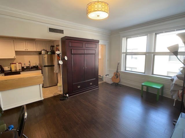 Studio bed, 1 bath apartment for rent at 464 Commonwealth Ave Unit 87, Fenway — photo 2 of 15