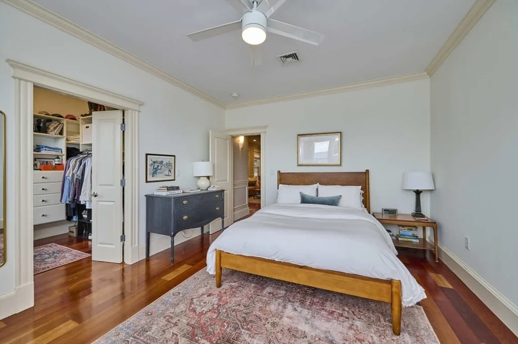 2 bed, 1 bath apartment for rent at 464 East 6th St Unit 2, South Boston — photo 7 of 12