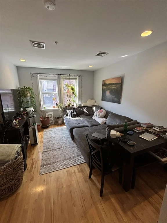 1 bed, 1 bath apartment for rent at 464 Hanover St Unit 8, North End — photo 4 of 6