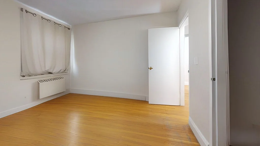 2 bed, 1 bath apartment for rent at 465 Arborway Unit 13, Jamaica Plain — photo 4 of 10