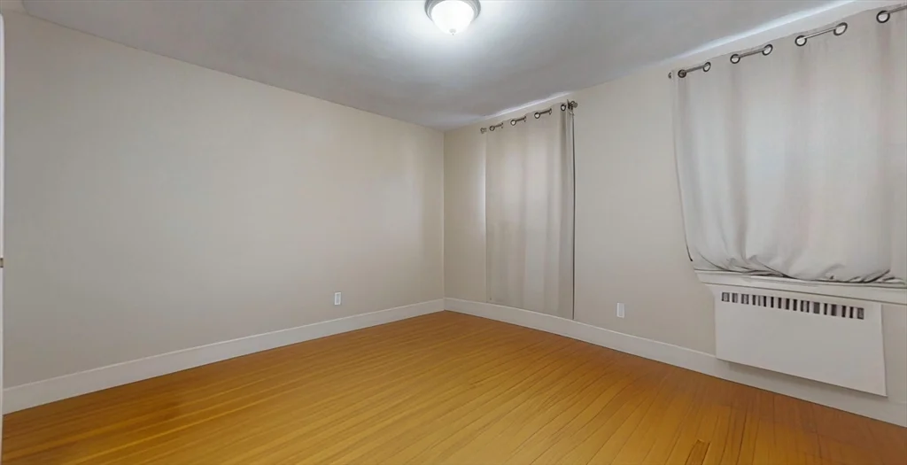 2 bed, 1 bath apartment for rent at 465 Arborway Unit 13, Jamaica Plain — photo 6 of 10