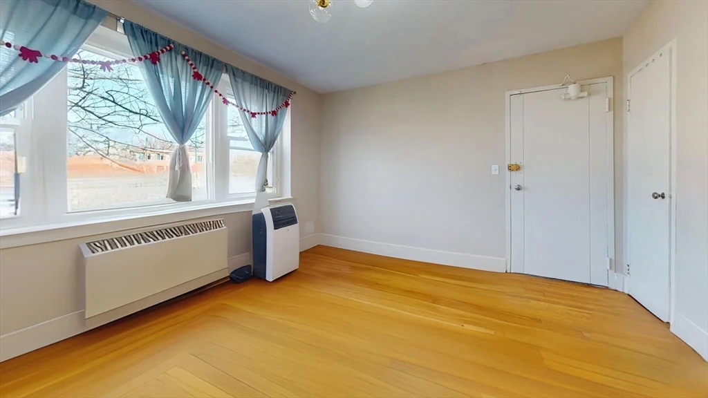 2 bed, 1 bath apartment for rent at 465 Arborway Unit 13, Jamaica Plain — photo 7 of 10