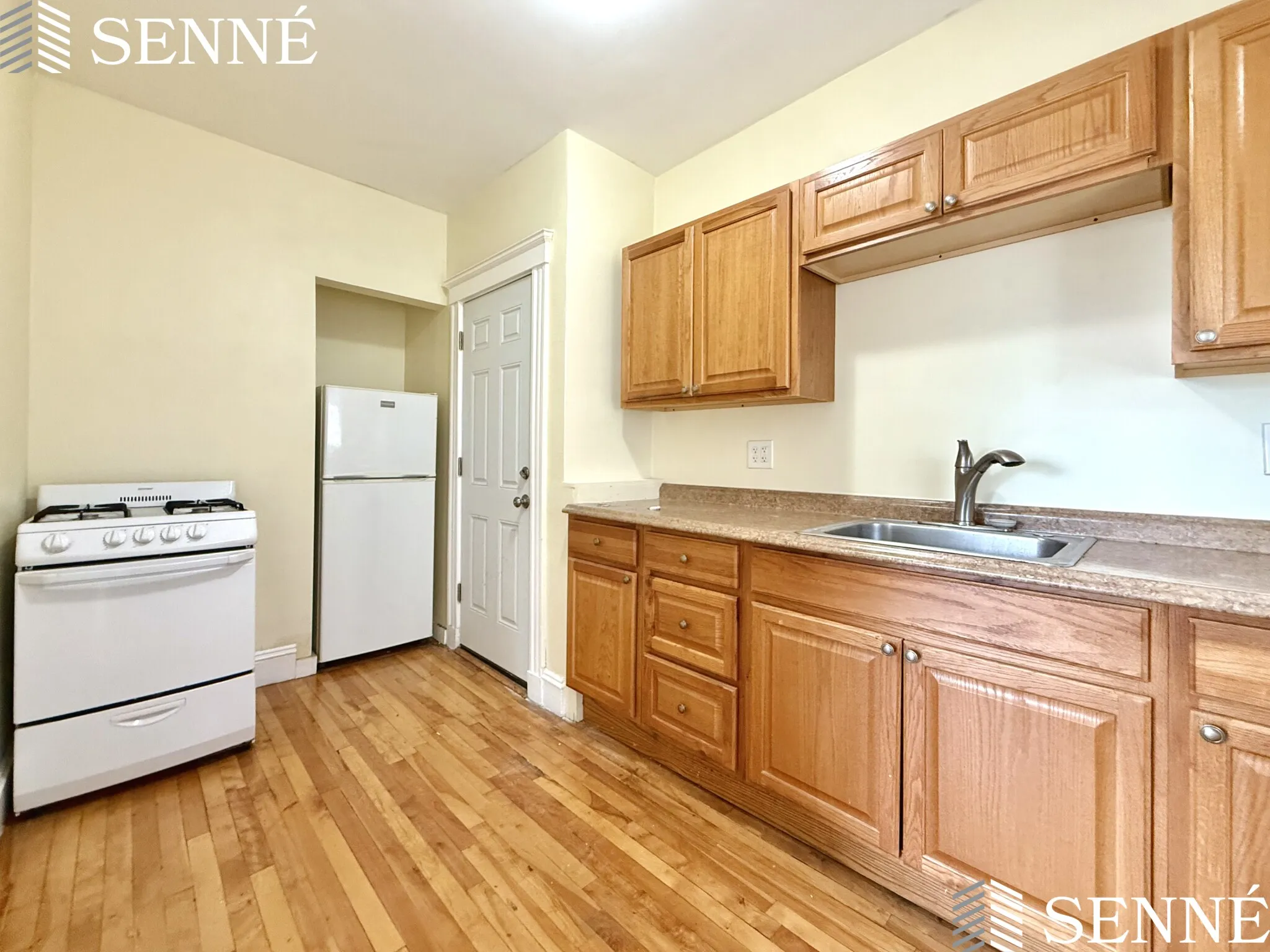 1 bed, 1 bath apartment for rent at 465 Broadway Unit 1, South Medford — photo 4 of 7
