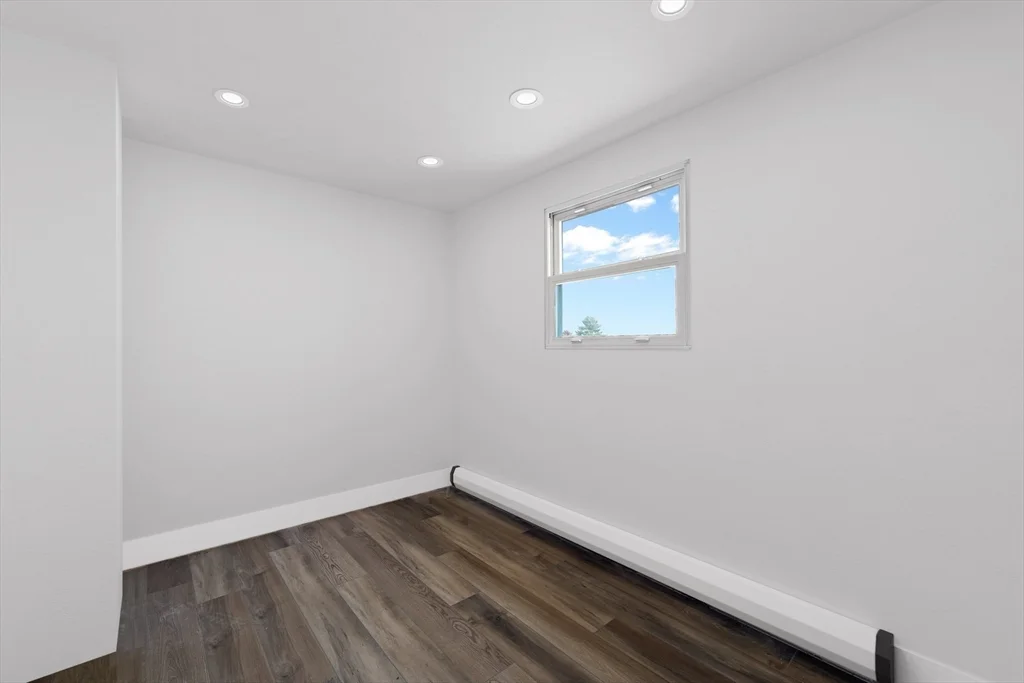 4 bed, 1 bath apartment for rent at 465 Church St, Raynham — photo 4 of 12