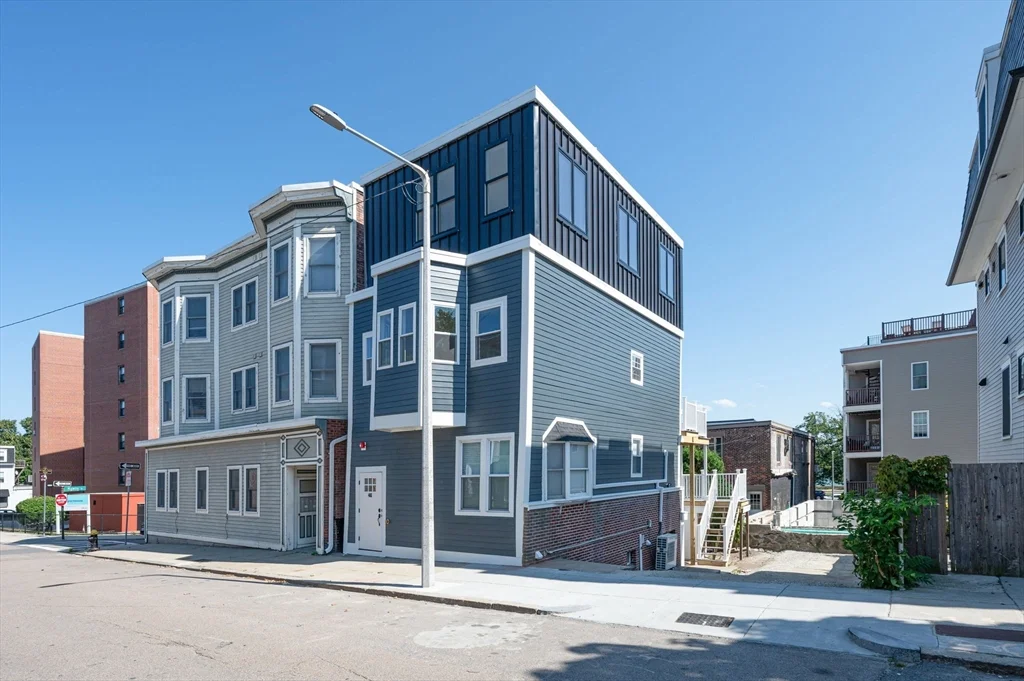 1 bed, 1 bath apartment for rent at 465 East Eight Unit 1, South Boston — photo 21 of 29