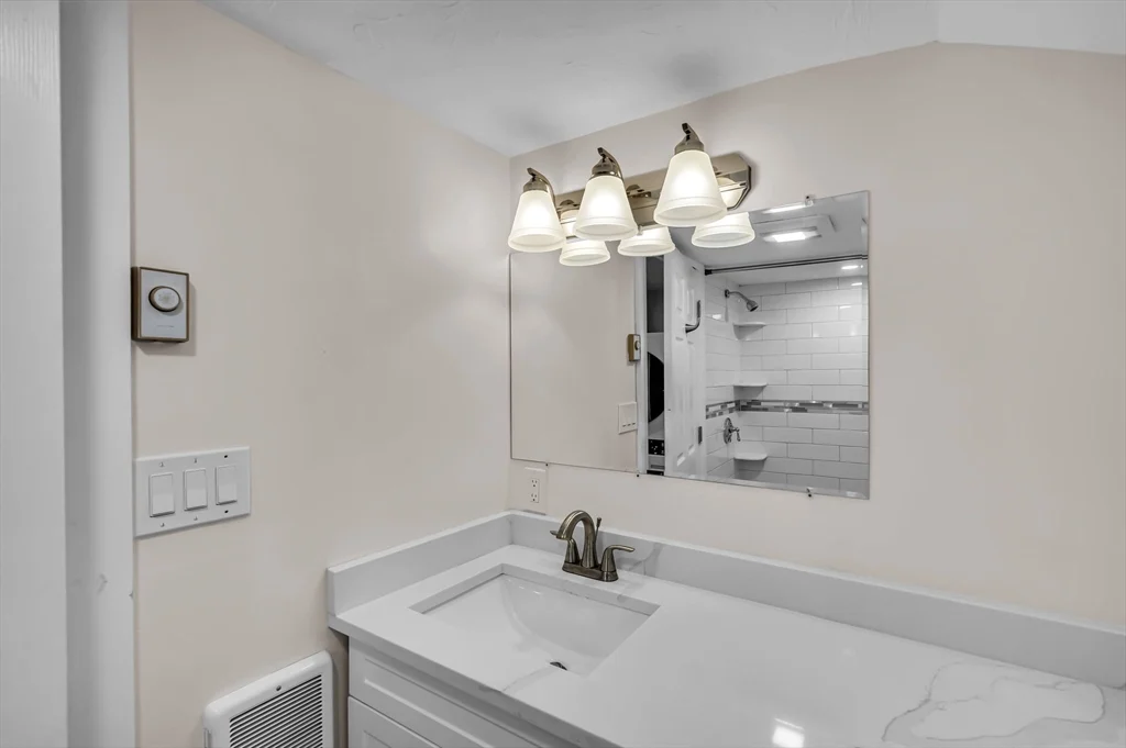 1 bed, 1 bath apartment for rent at 465 East Eight Unit 1, South Boston — photo 11 of 29