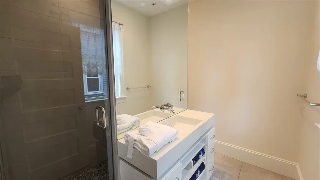 3 bed, 2 bath apartment for rent at 465 Huron Ave Unit 2, West Cambridge — photo 18 of 28