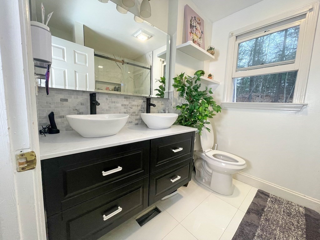 2 bed, 1 bath apartment for rent at 465 Nashua Rd Unit B, Groton — photo 15 of 20