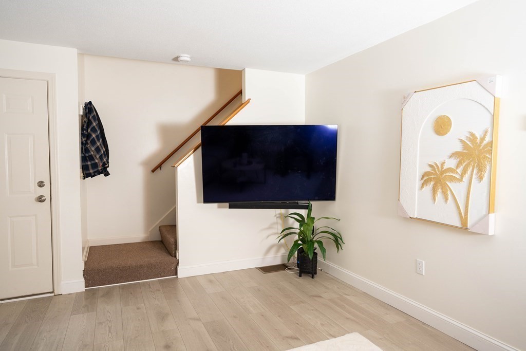 2 bed, 1 bath apartment for rent at 465 Nashua Rd Unit B, Groton — photo 9 of 20