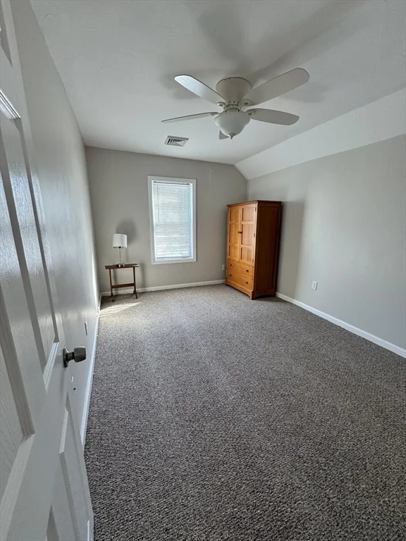 3 bed, 2 bath apartment for rent at 465 Union St Unit 1, West — photo 22 of 40
