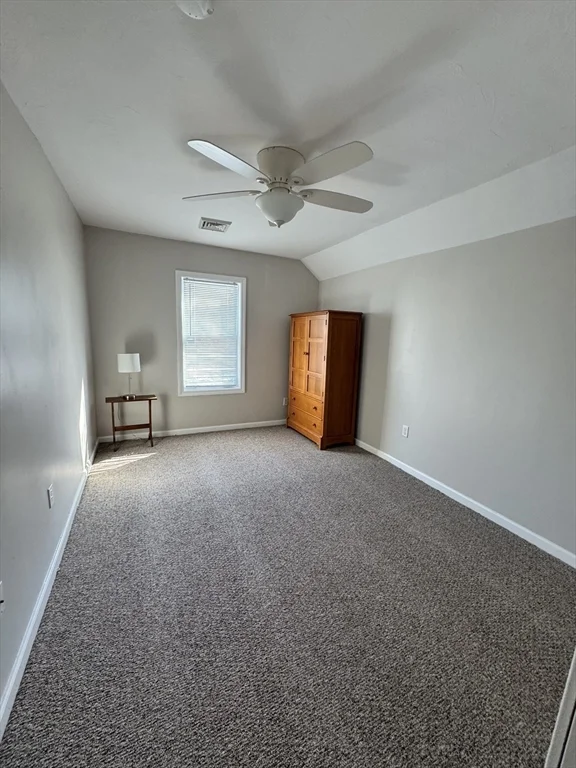 3 bed, 2 bath apartment for rent at 465 Union St Unit 1, West — photo 19 of 40