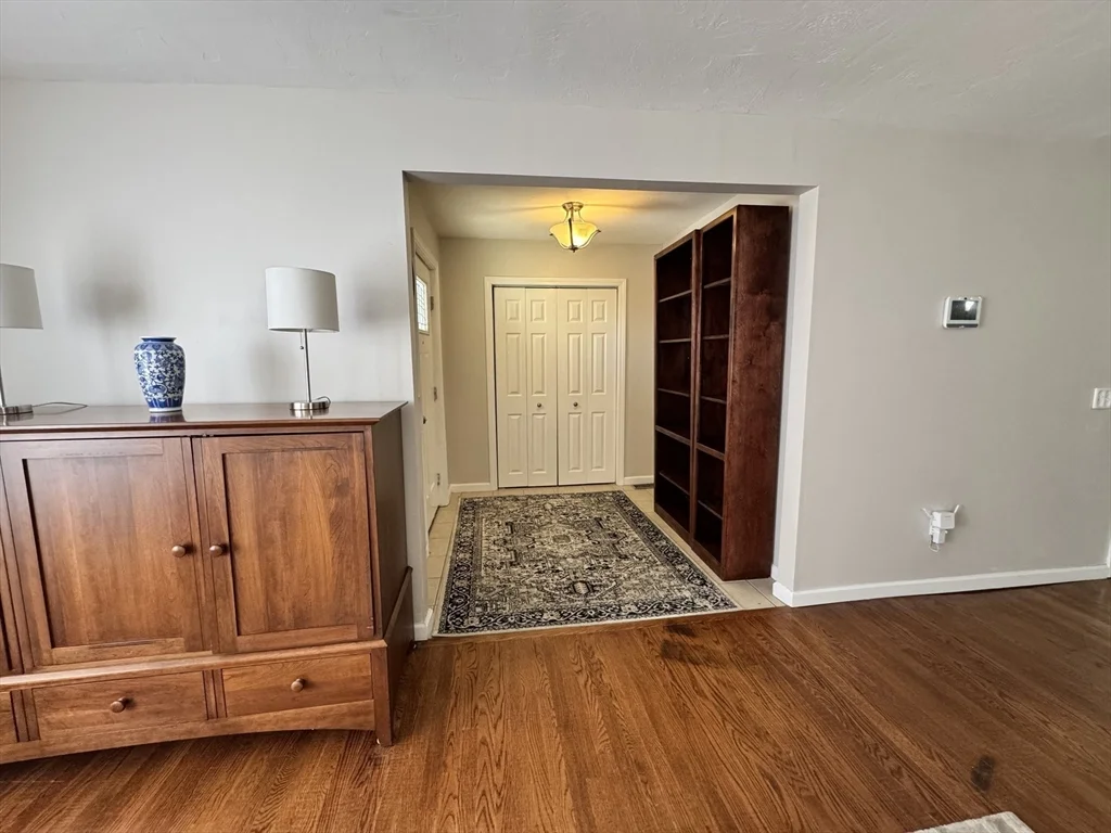 3 bed, 2 bath apartment for rent at 465 Union St Unit 1, West — photo 11 of 40