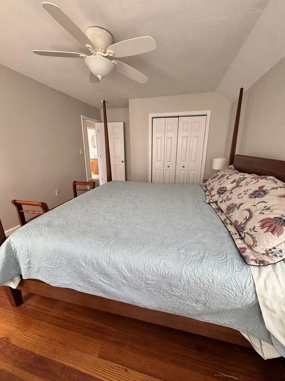 3 bed, 2 bath apartment for rent at 465 Union St Unit 1, West — photo 17 of 40