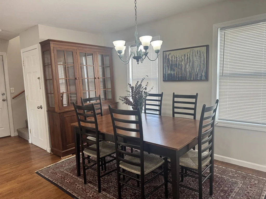 3 bed, 2 bath apartment for rent at 465 Union St Unit 1, West — photo 8 of 40