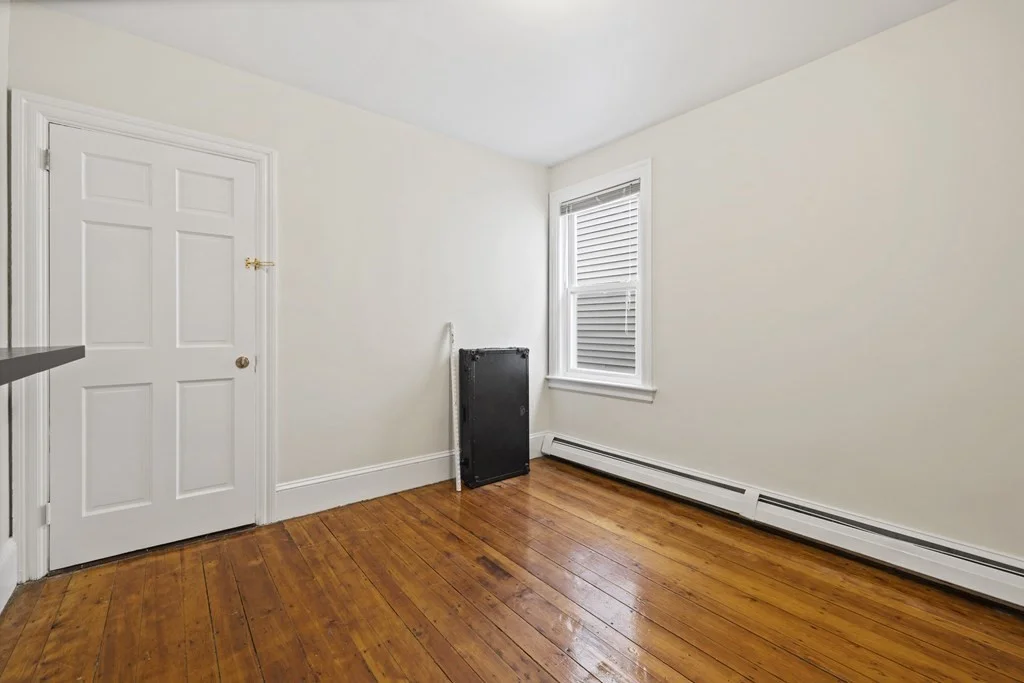 6 bed, 2 bath apartment for rent at 465 West Fountain St Unit 2, Providence — photo 11 of 22
