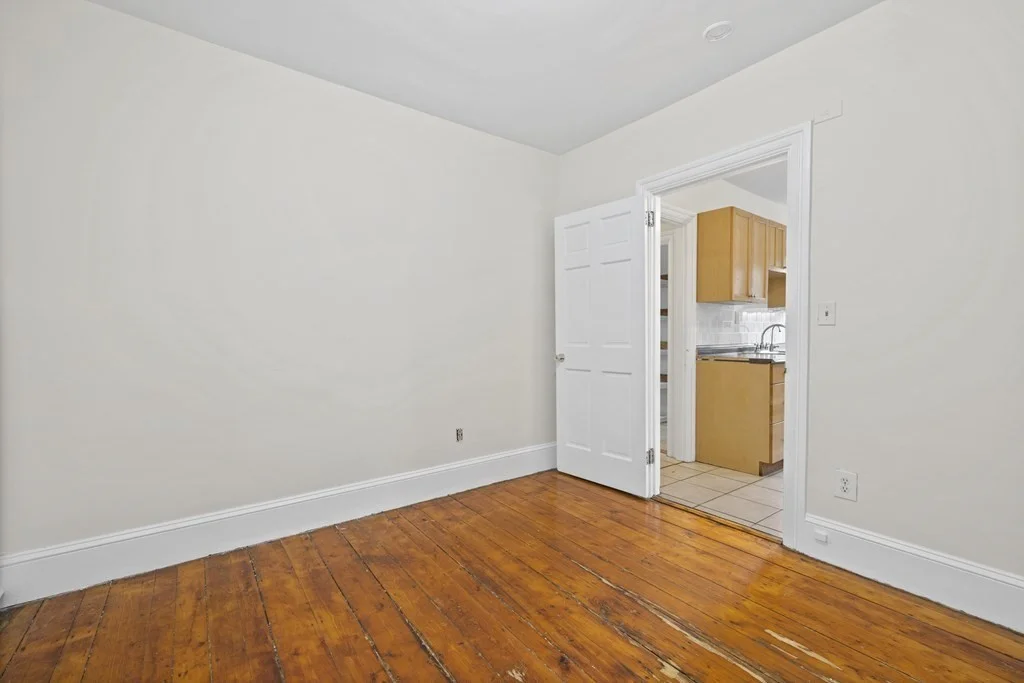 6 bed, 2 bath apartment for rent at 465 West Fountain St Unit 2, Providence — photo 8 of 22