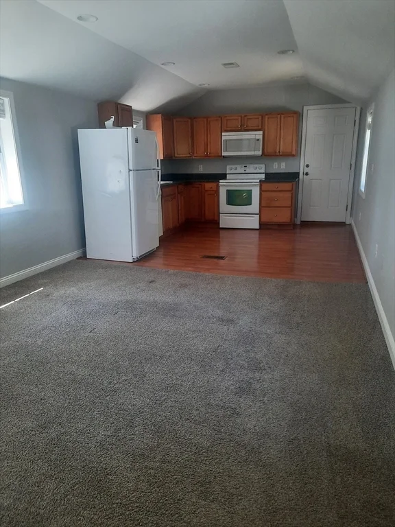 3 bed, 1 bath apartment for rent at 466 Center St Unit C, Hanover — photo 3 of 9