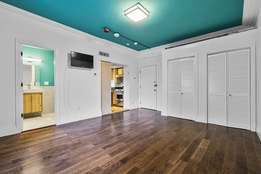 Studio bed, 1 bath apartment for rent at 466 Commonwealth Ave Unit 204, Fenway — photo 8 of 12
